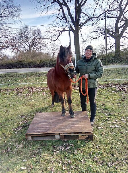 Doreen Huff mit Pony Dancer Doreen Huff mit Pony Dancer